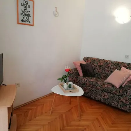 Studio Apartman Mare